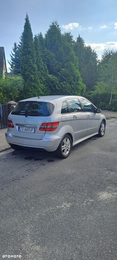 Mercedes-Benz Klasa B 180 CDI - 2