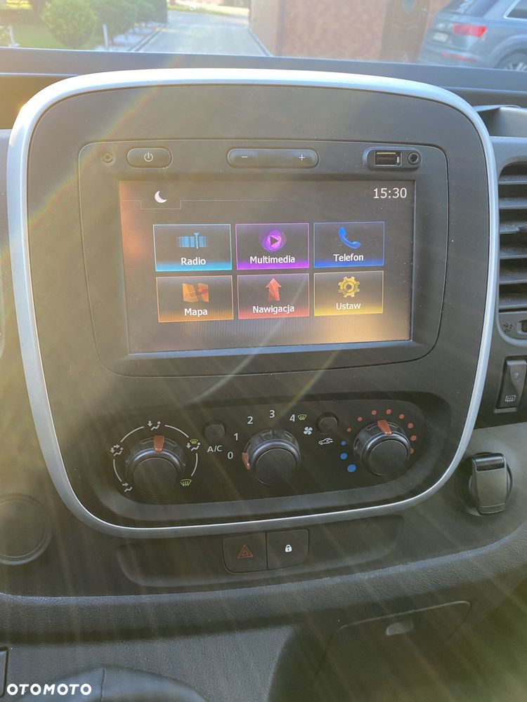 Renault TRAFIC - 11
