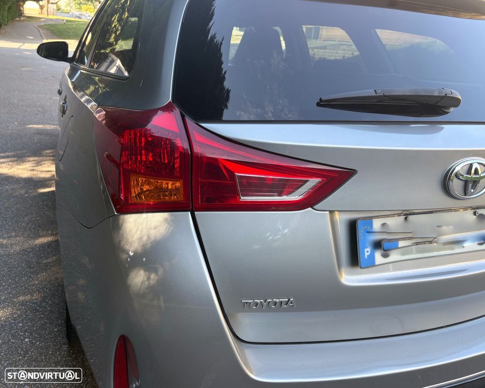 Toyota Auris Touring Sports 1.4 D-4D C.+P.Techo+P.Sport - 12