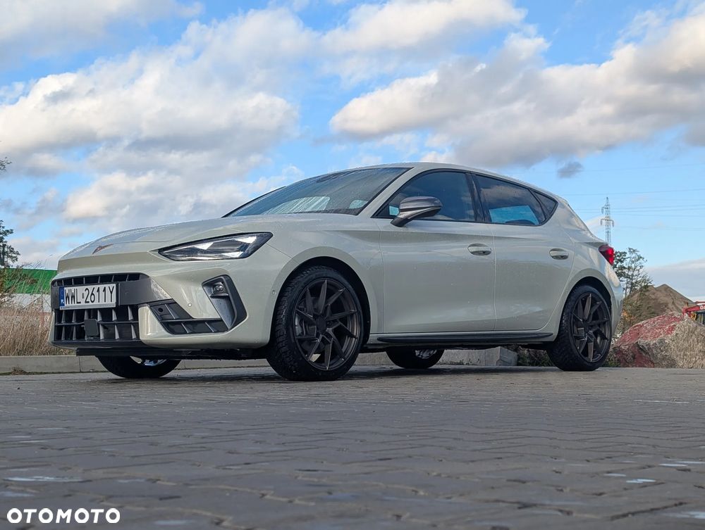 Cupra Leon 1.5 eTSI DSG - 33