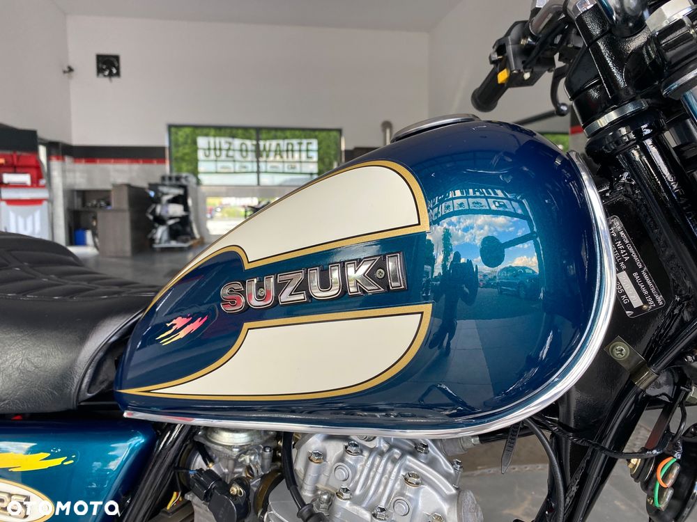 Suzuki GN - 32
