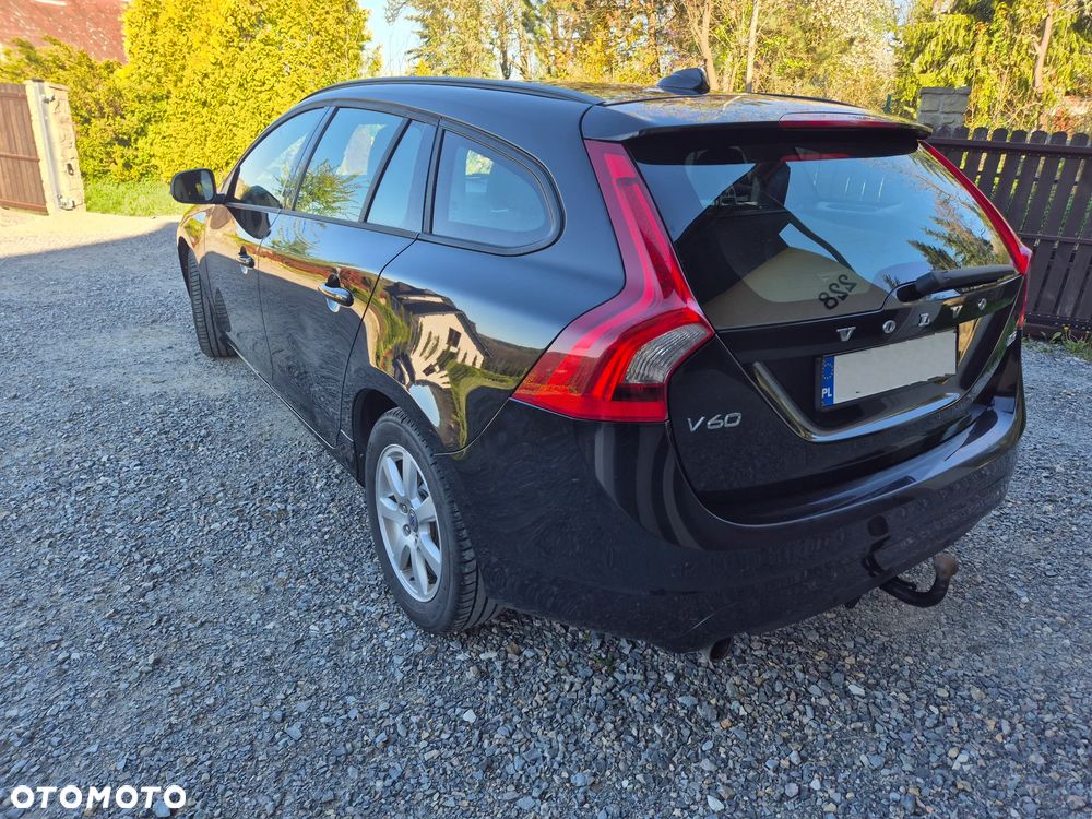 Volvo V60 D3 Edition - 4