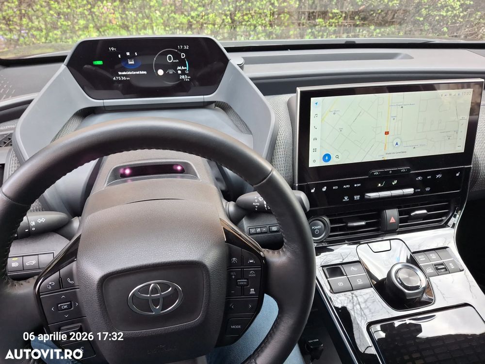 Toyota BZ4X 160 KW AWD (4x4) Exclusive - 3