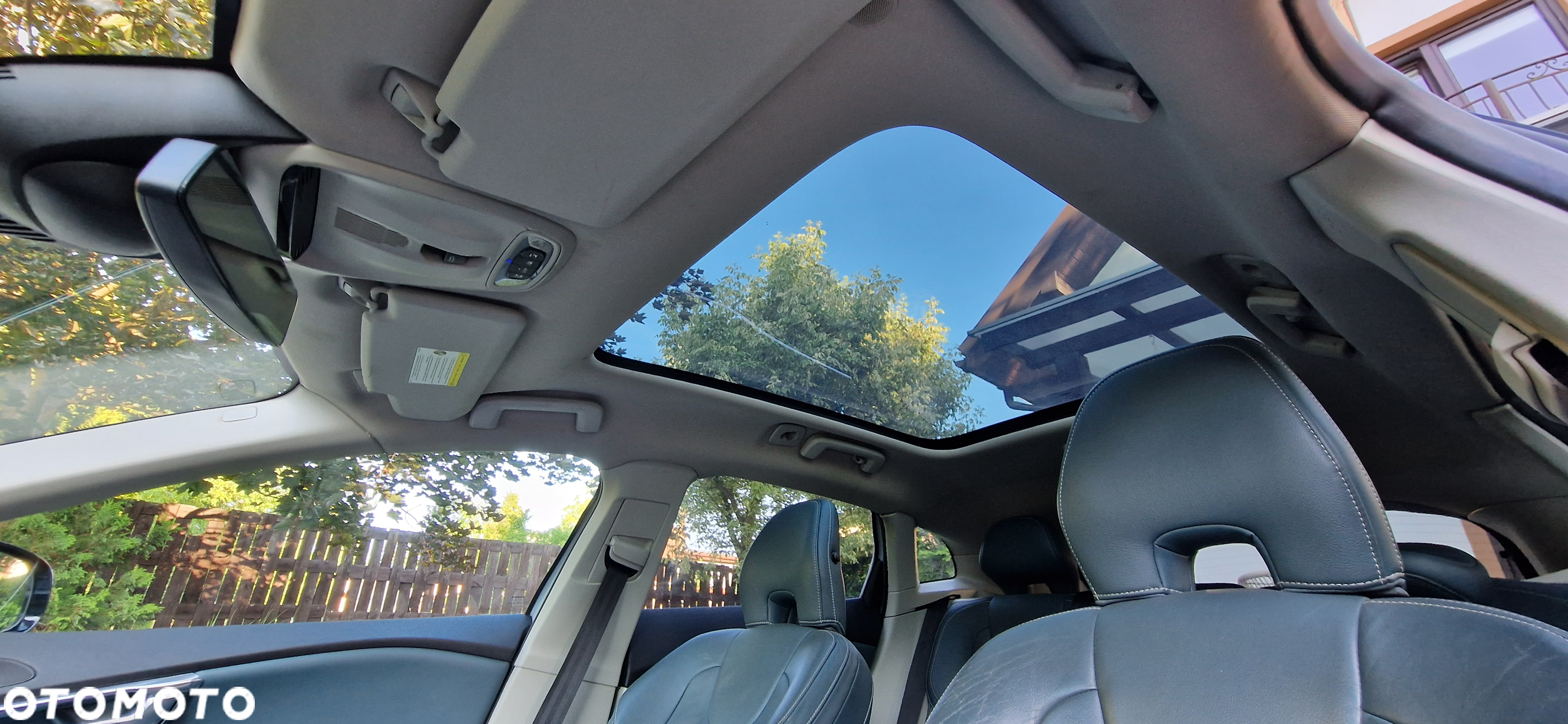 Volvo V40 D4 Summum - 10