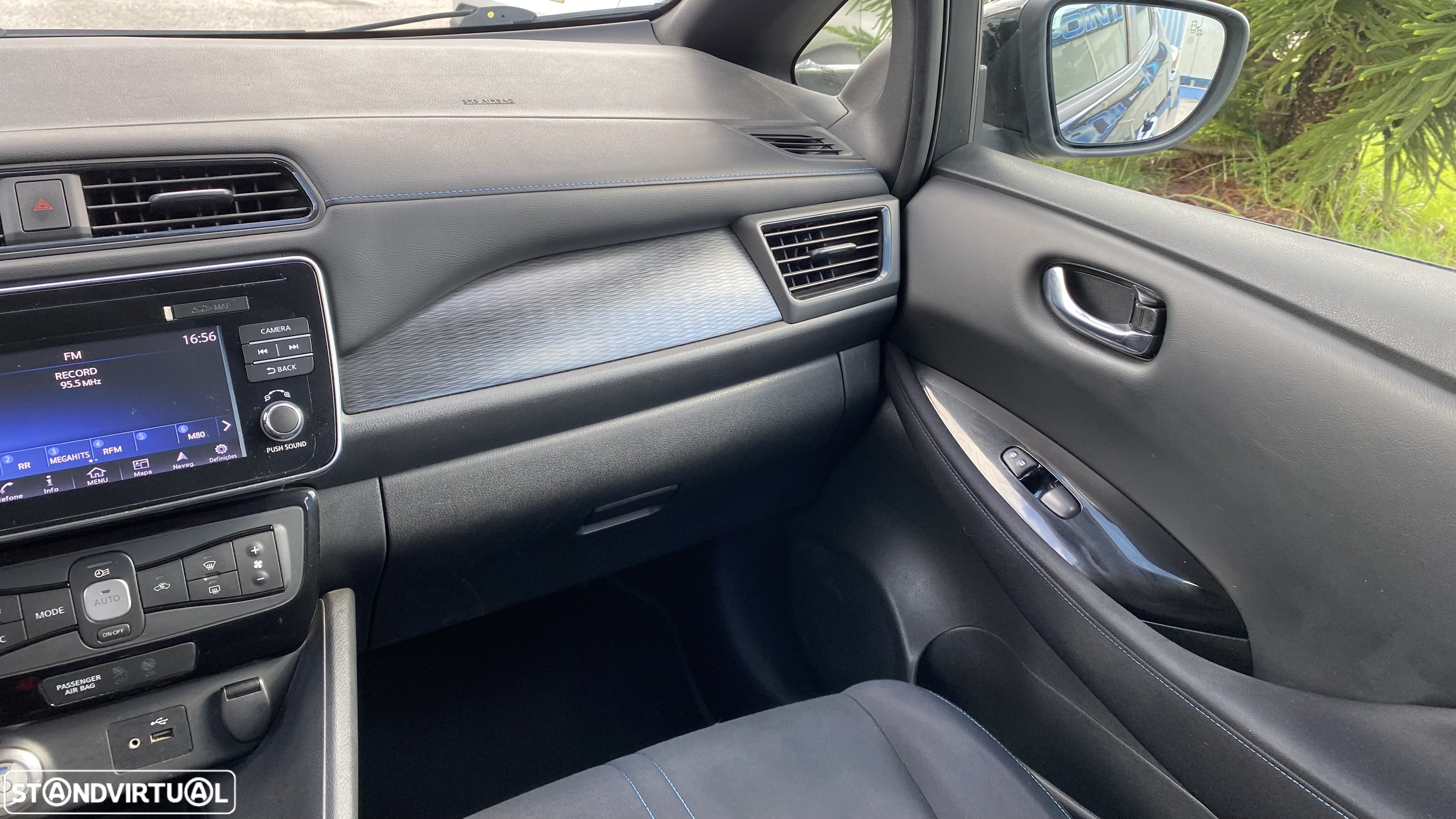 Nissan Leaf N-Connecta - 26
