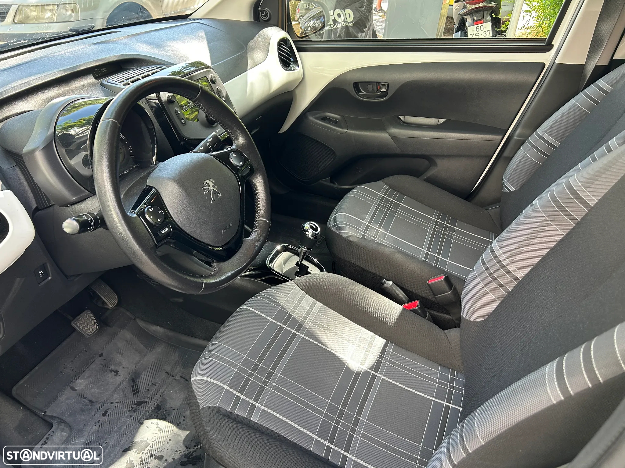 Peugeot 108 1.0 VTi Style ETG5 - 12