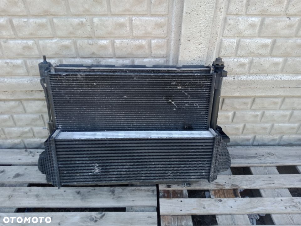 KOMPLET CHŁODNIC Z WENTYLATOREM JEEP GRAND CHEROKEE WK2 3.0 CRD AUTOMAT 16- - 5