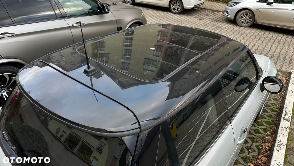 MINI Cooper Standard - 11