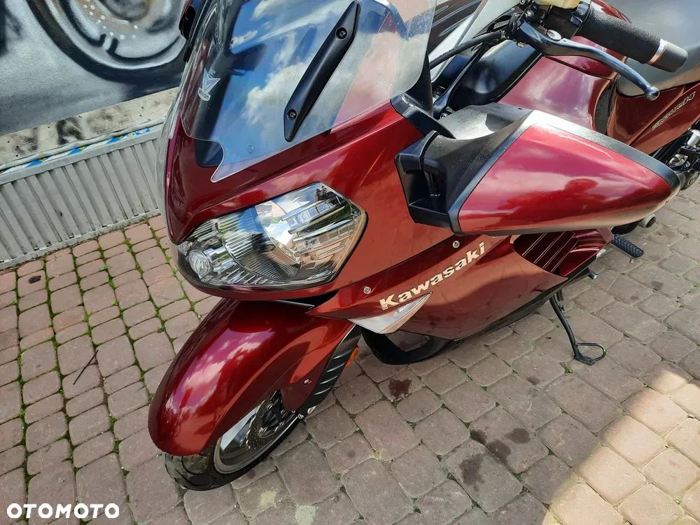 Kawasaki GTR - 11