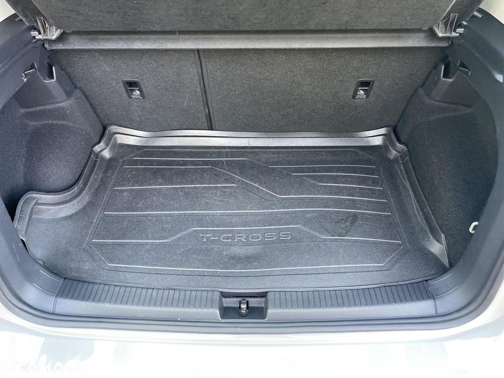 Volkswagen T-Cross 1.5 TSI ACT Style DSG - 19