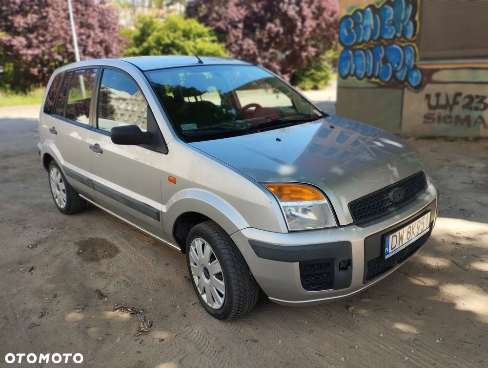 Ford Fusion 1.4 Trend - 8