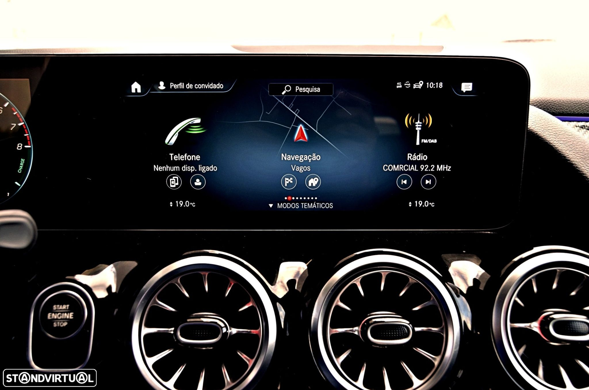 Mercedes-Benz GLA 250 e AMG Line - 25
