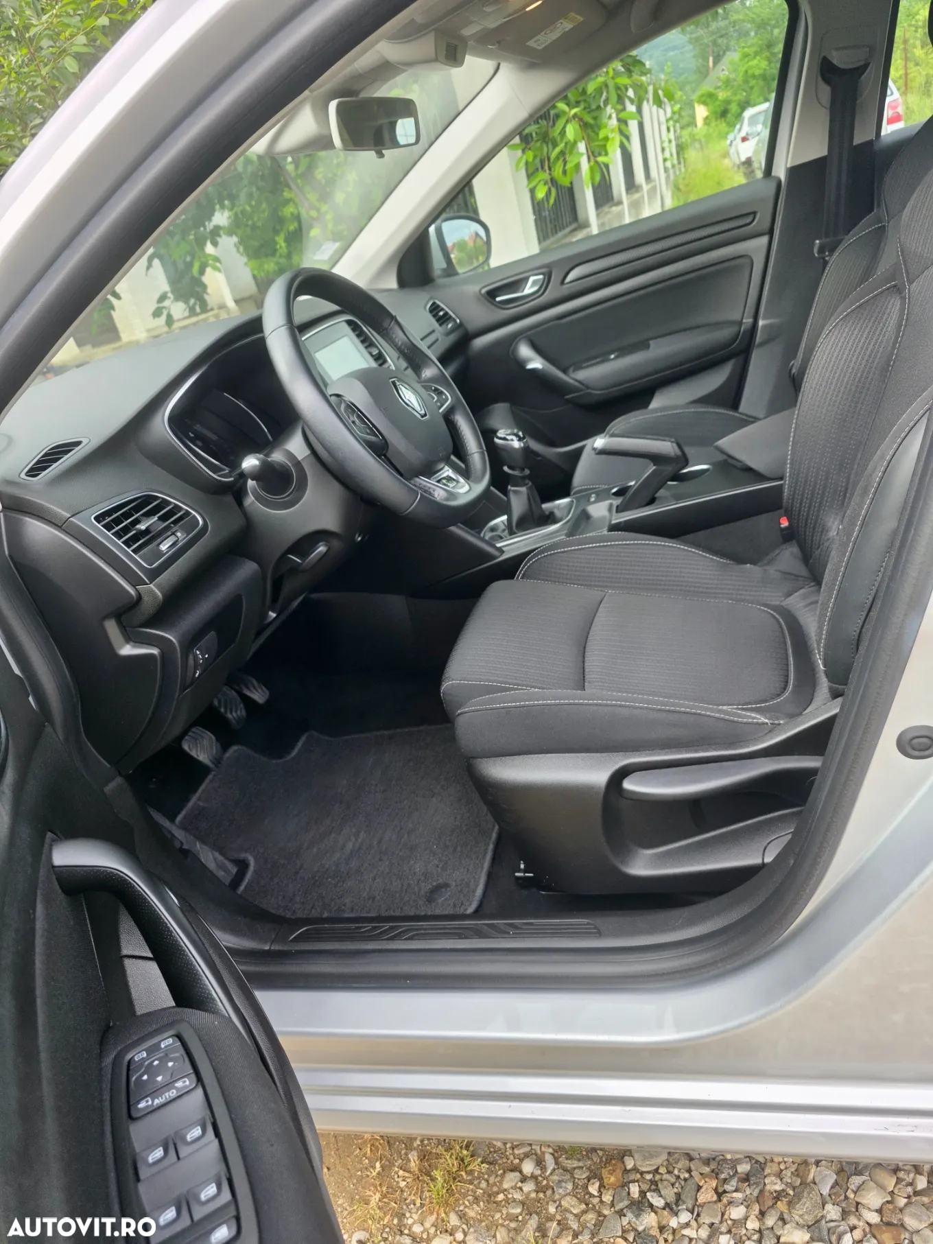 Renault Megane Blue dCi 116 Intens - 9