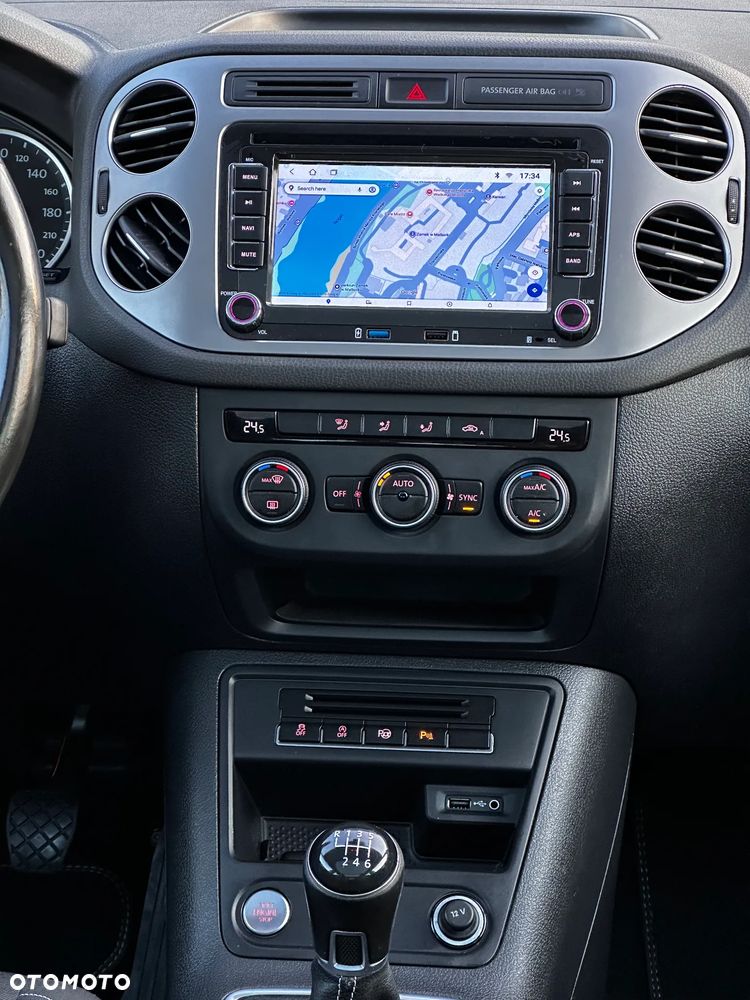 Volkswagen Tiguan 2.0 TDI SCR BlueMotion Technology Lounge Sport & Style - 8