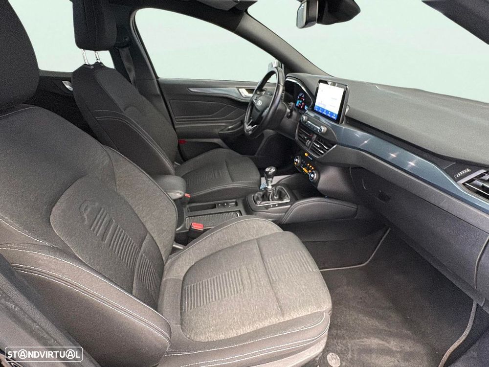 Ford Focus SW 1.0 EcoBoost Active - 15
