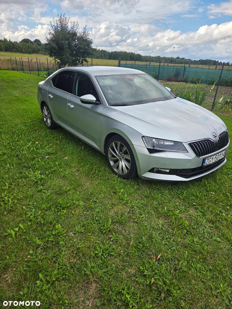 Skoda Superb 2.0 TDI SCR 4x4 Style DSG - 33