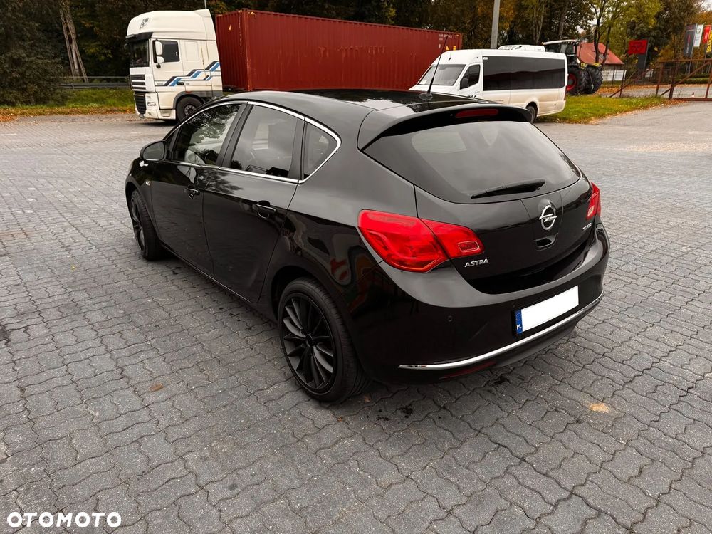 Opel Astra - 13