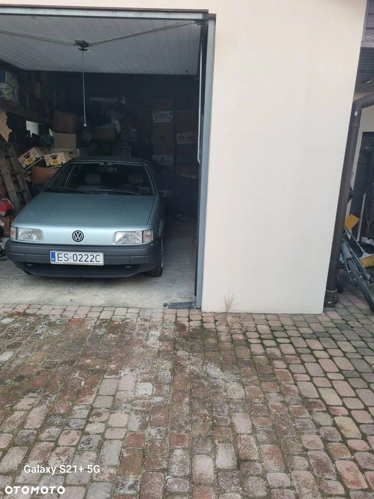 Volkswagen Passat - 10