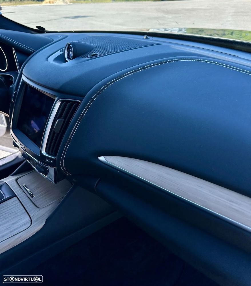 Maserati Levante S Q4 - 13