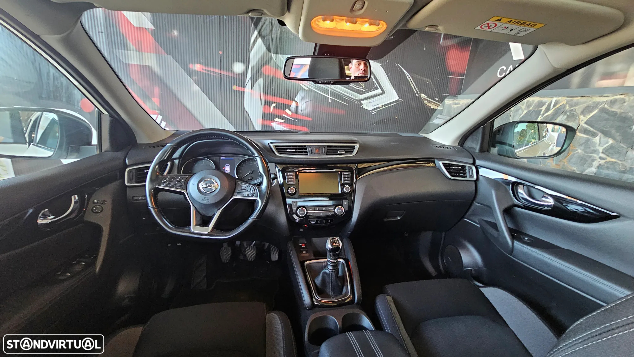 Nissan Qashqai 1.5 dCi N-Connecta J18+Led - 15