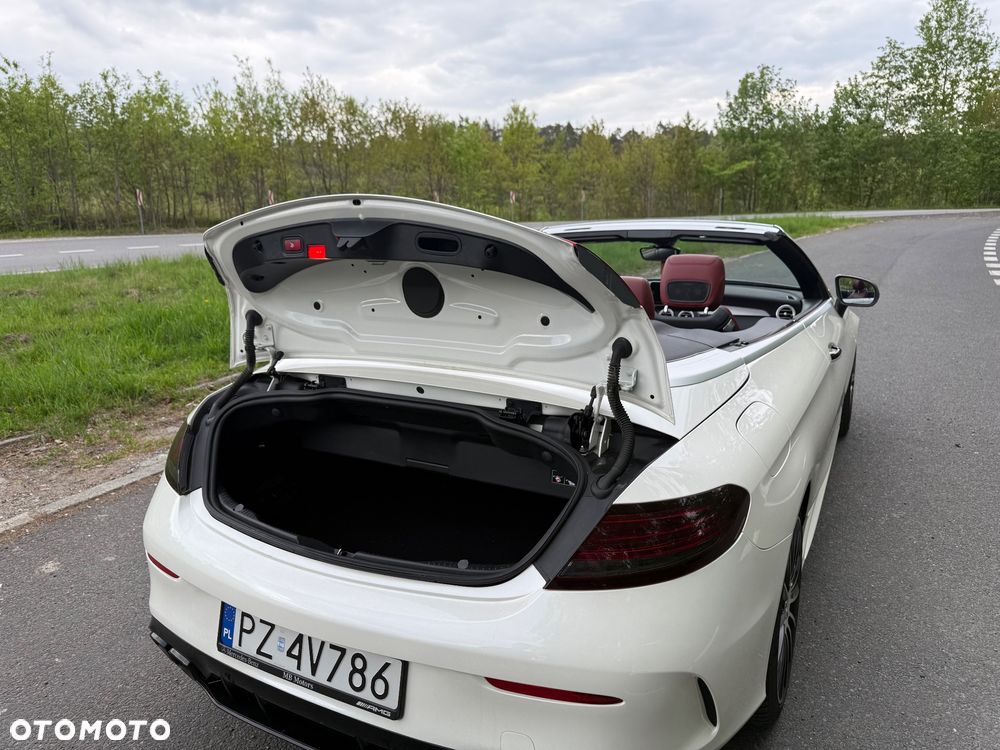 Mercedes-Benz Klasa C AMG 43 4Matic 9G-TRONIC - 26