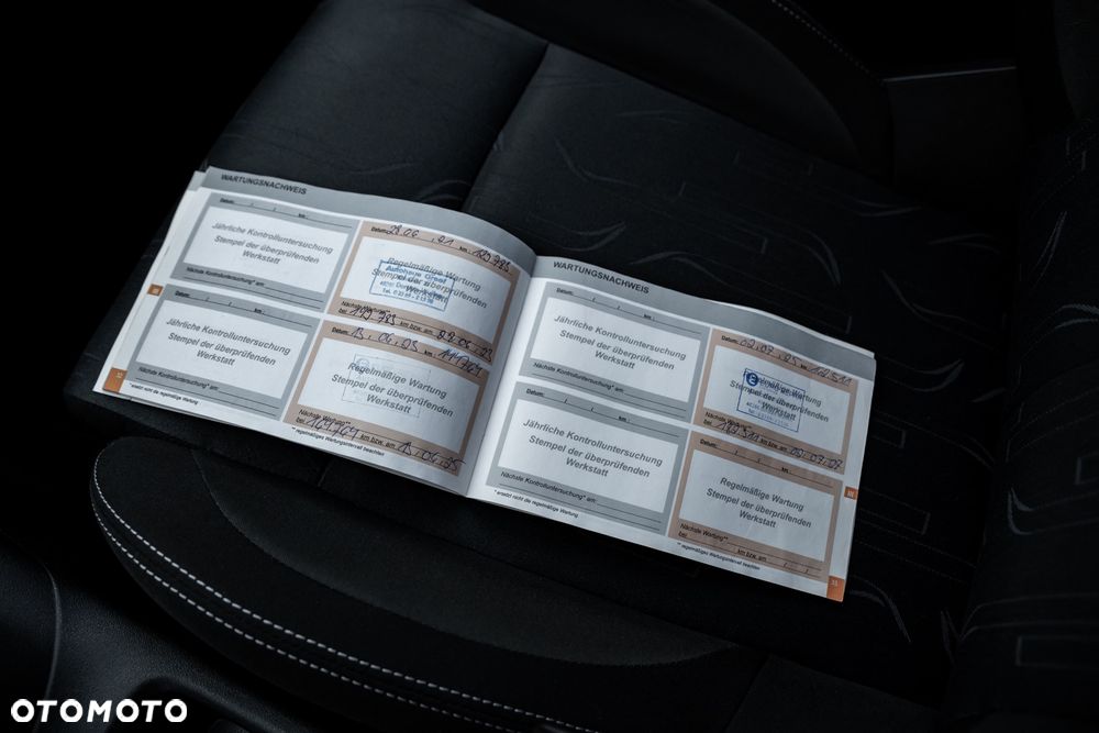 Citroën C4 e-HDi 110 Selection - 33