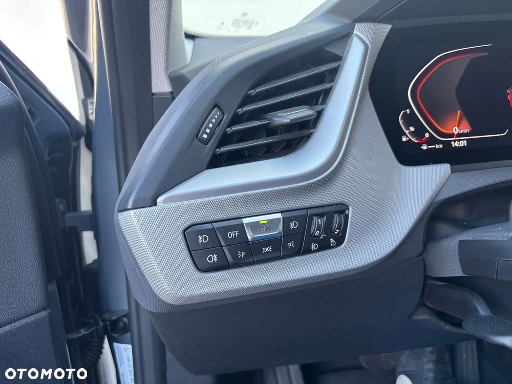 BMW Seria 1 118i Advantage - 28