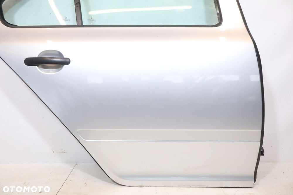 drzwi prawy tył - 7