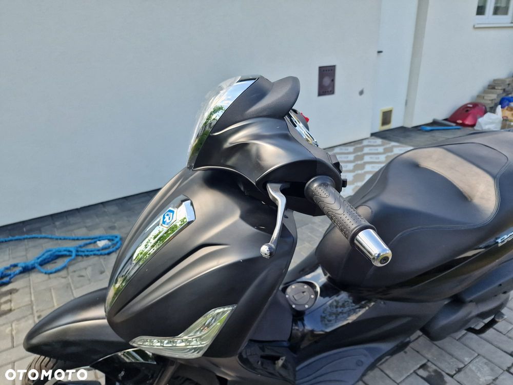 Piaggio Beverly - 16