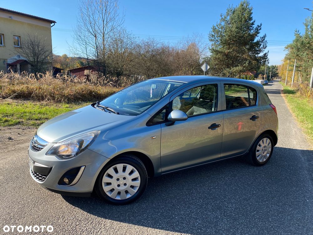 Opel Corsa 1.2 16V Cosmo - 11