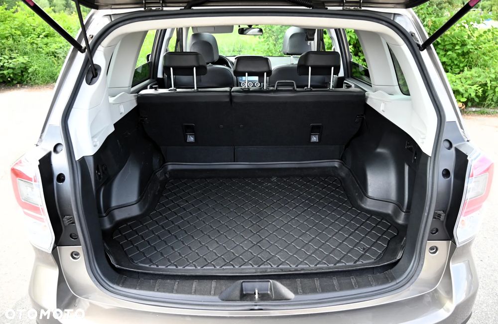 Subaru Forester 2.0 XT Platinum Lineartronic - 36