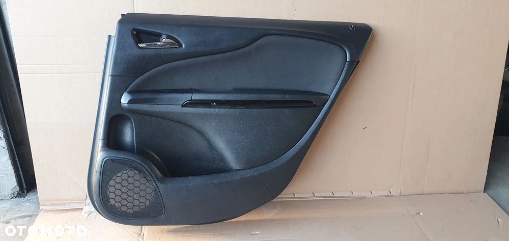 Boczek tapicerka prawy tył tylna prawa Opel Zafira C - 5