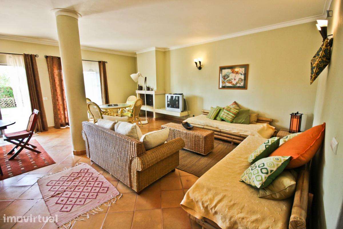 Quarto - localizado em Lagos - Grande imagem: 2/5