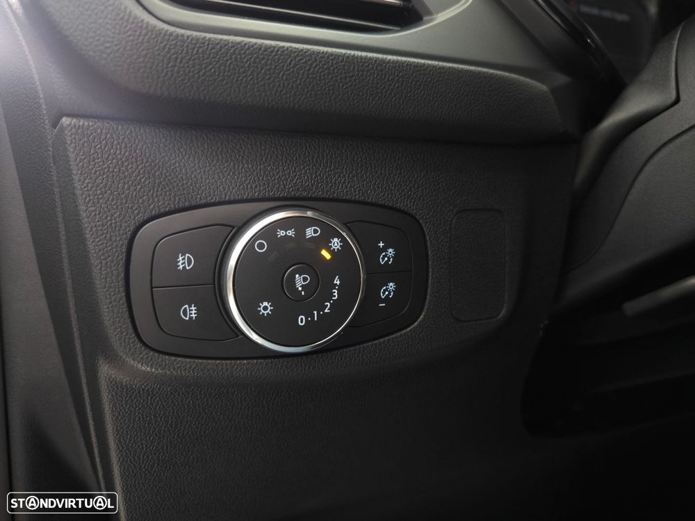 Ford Focus 1.0 EcoBoost MHEV ST-Line - 21