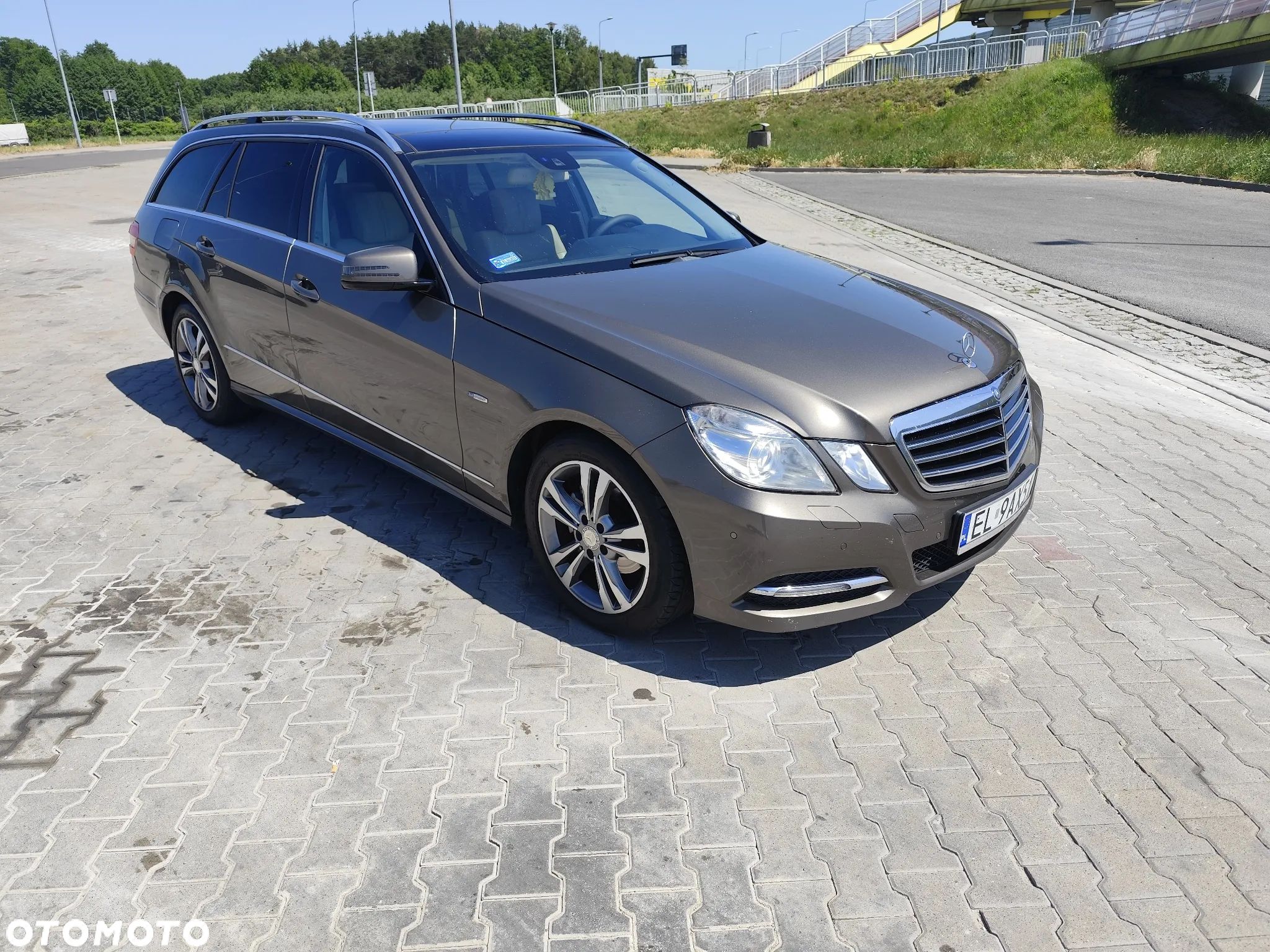 Mercedes-Benz Klasa E 200 T CDI DPF BlueEFFICIENCY Automatik Avantgarde - 1
