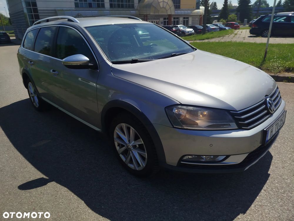Volkswagen Passat - 2