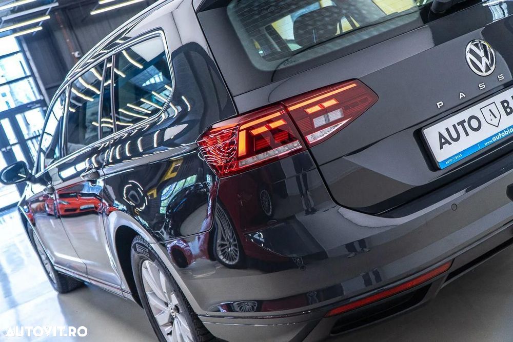 Volkswagen Passat 1.6 TDI DSG Comfortline - 32