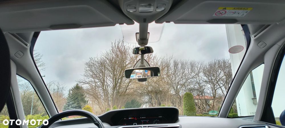 Citroën C4 Picasso 1.2 PureTech Attraction - 32