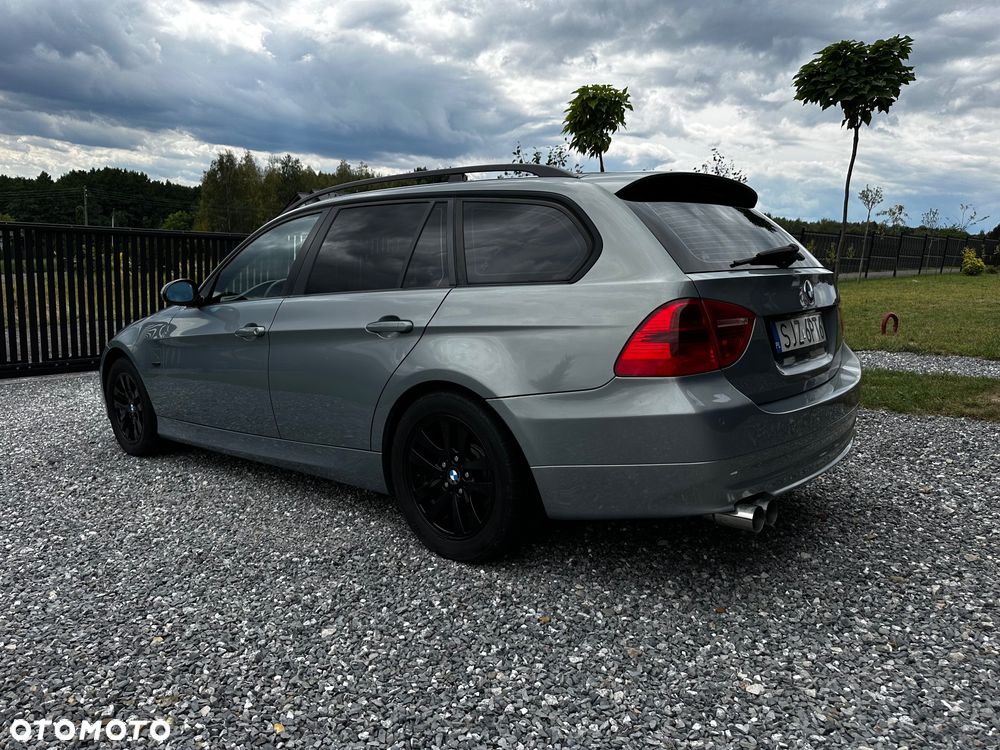 BMW Seria 3 - 10