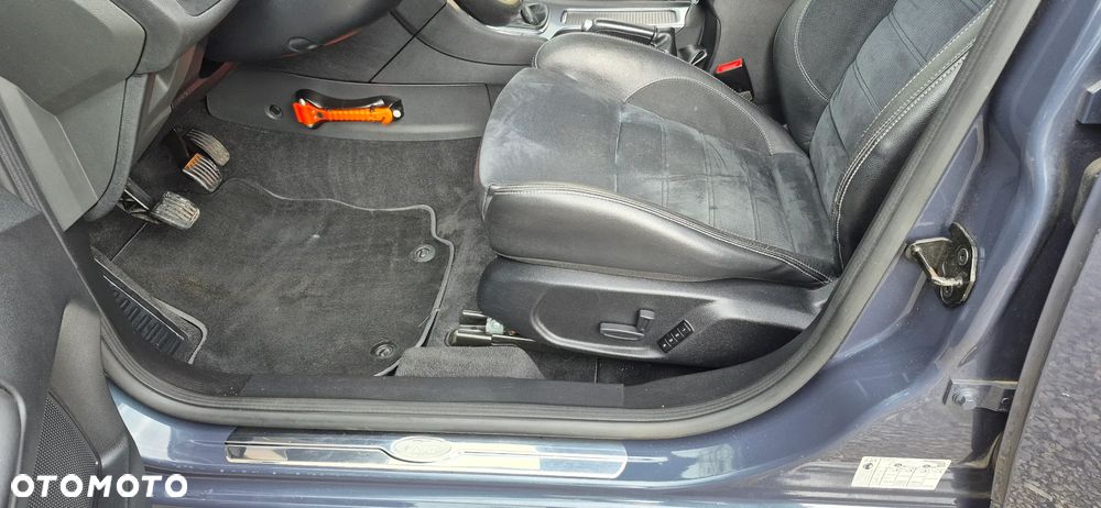 Mazda 3 - 4