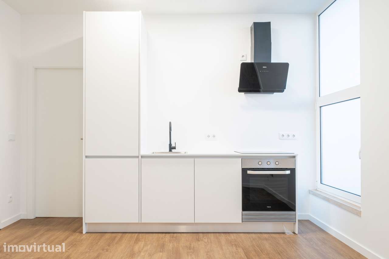 Apartamento T1 totalmente Renovado - Grande imagem: 3/15