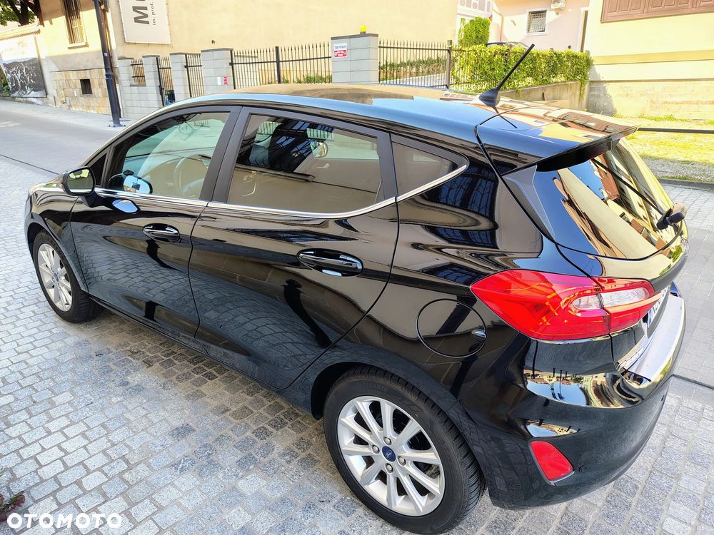 Ford Fiesta 1.1 S&S TITANIUM - 4