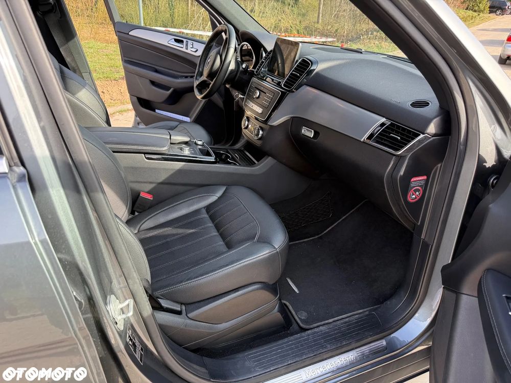 Mercedes-Benz GLE 250 d 4-Matic - 25