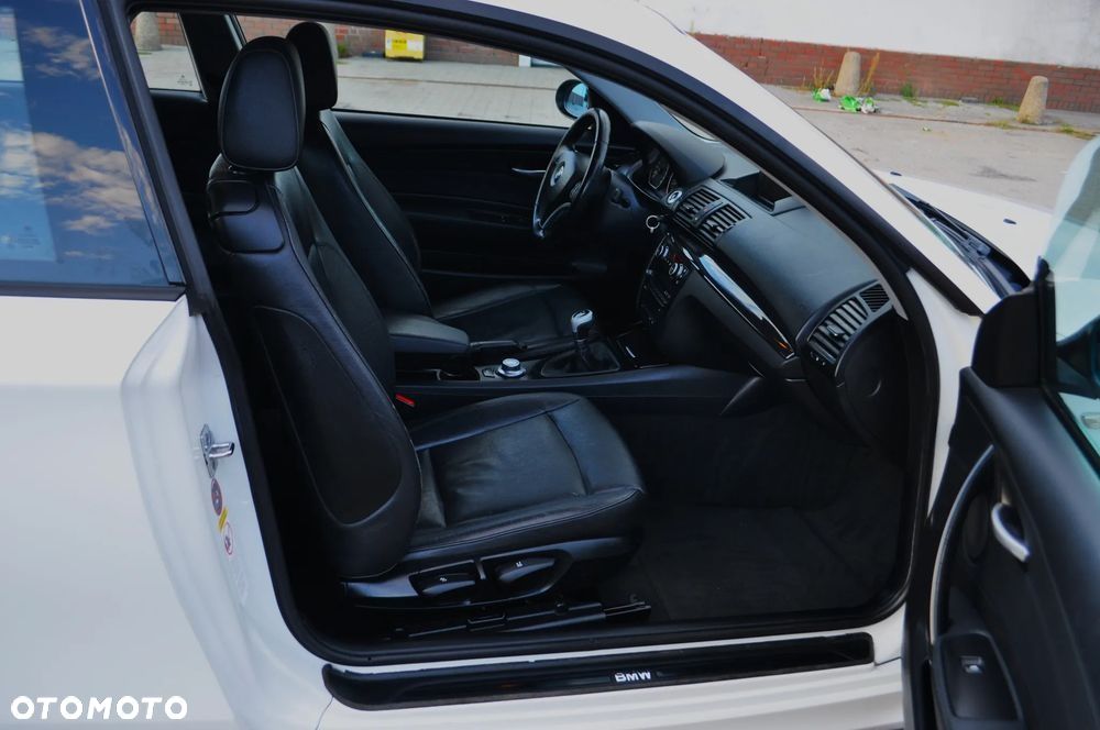 BMW Seria 1 118i Edition Lifestyle - 27