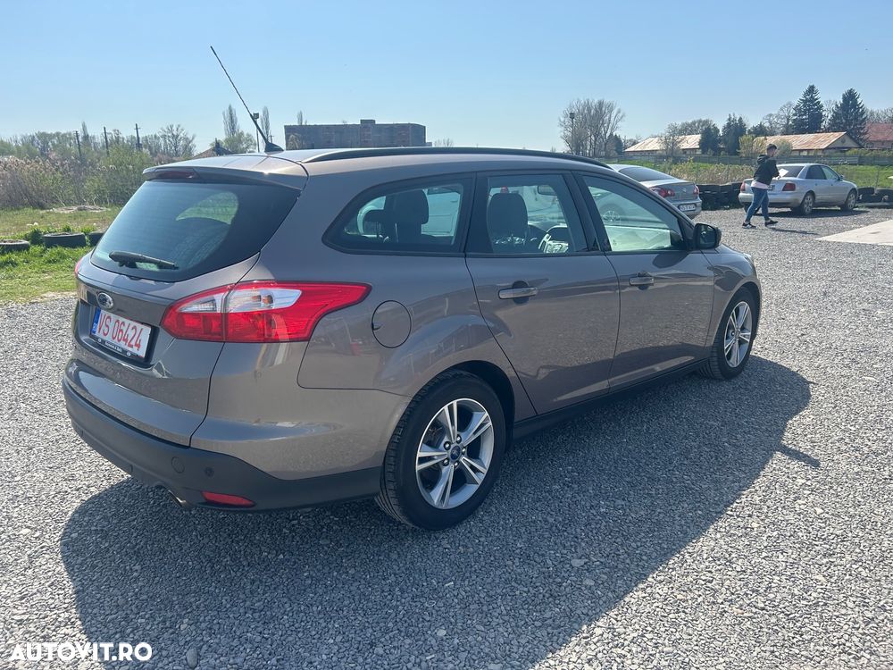 Ford Focus 2.0 TDCI DPF Aut. Champions Edition - 8