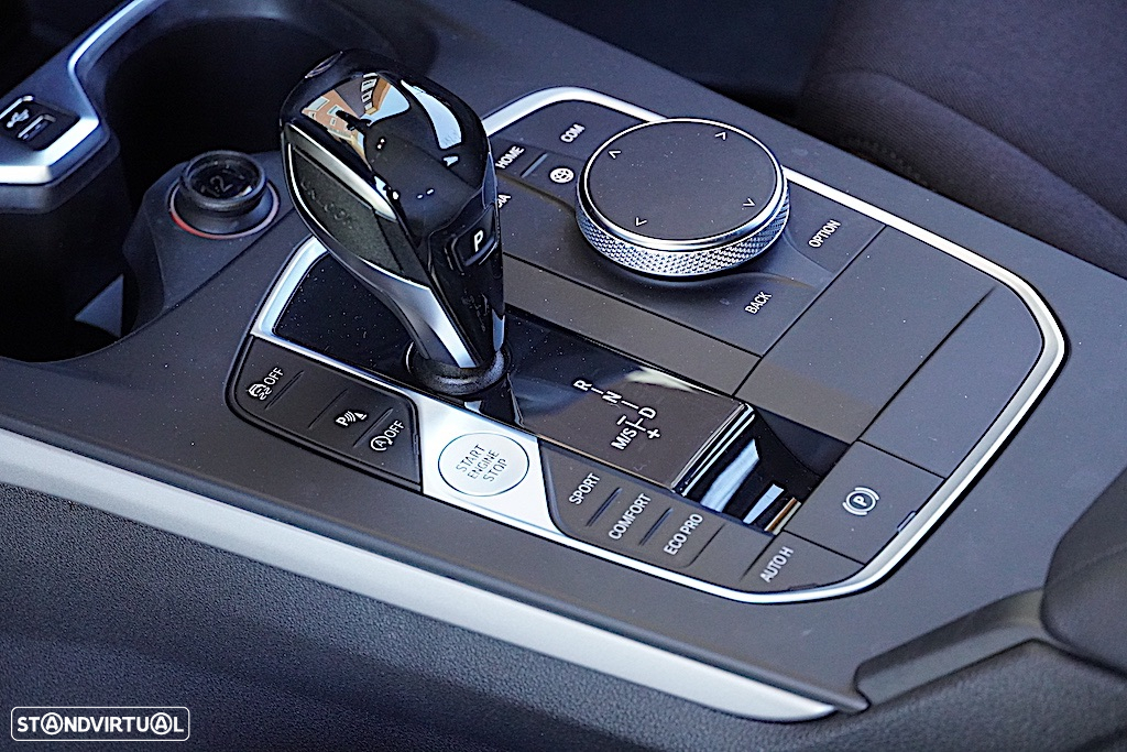 BMW 116 d Auto - 25