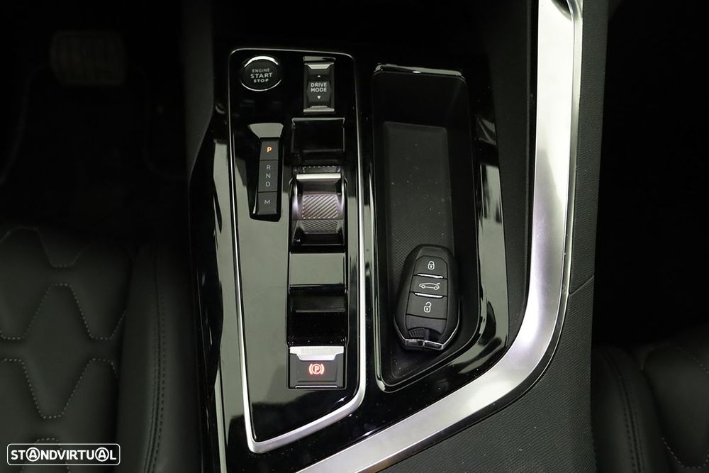 Peugeot 3008 1.2 Hybrid Allure e-DCS6 - 12