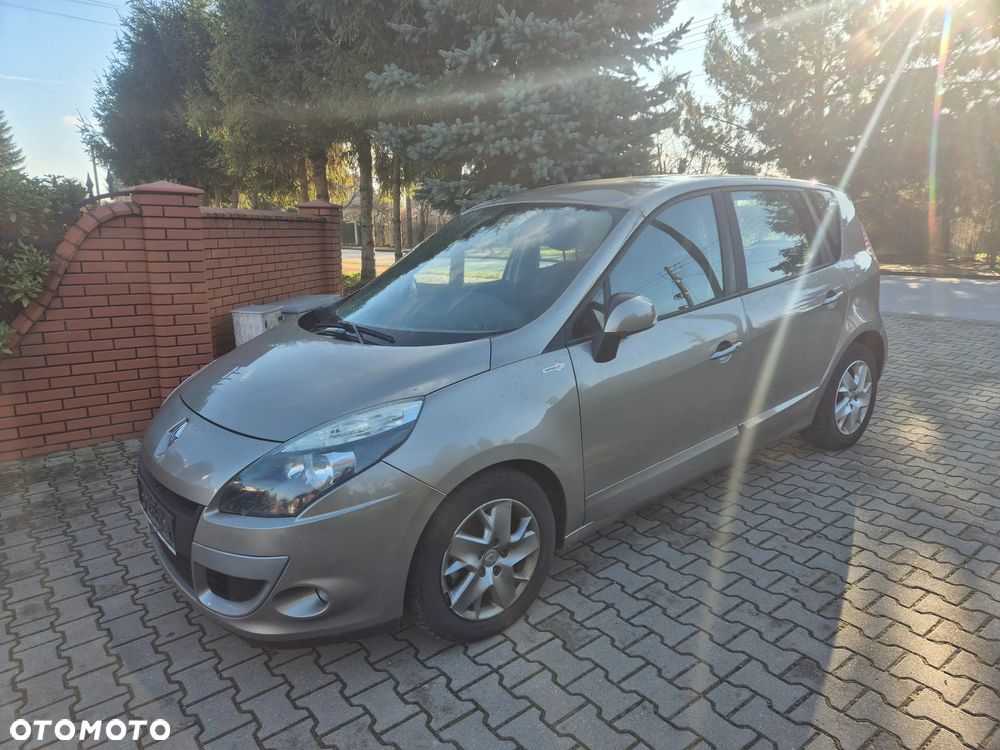 Renault Scenic 1.6 16V 110 TomTom Edition - 8