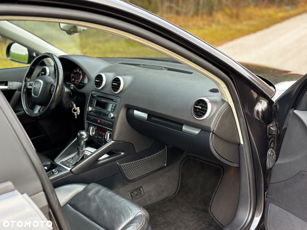 Audi A3 Sportback 2.0 TDI DSG Ambition - 18