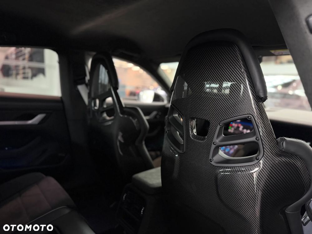 Porsche Taycan 105kWh Turbo GT - 35